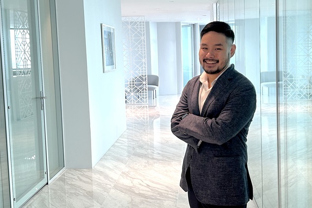 Theodore Tan, Associate