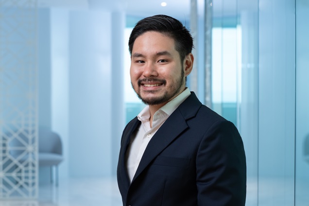 Theodore Tan, Associate